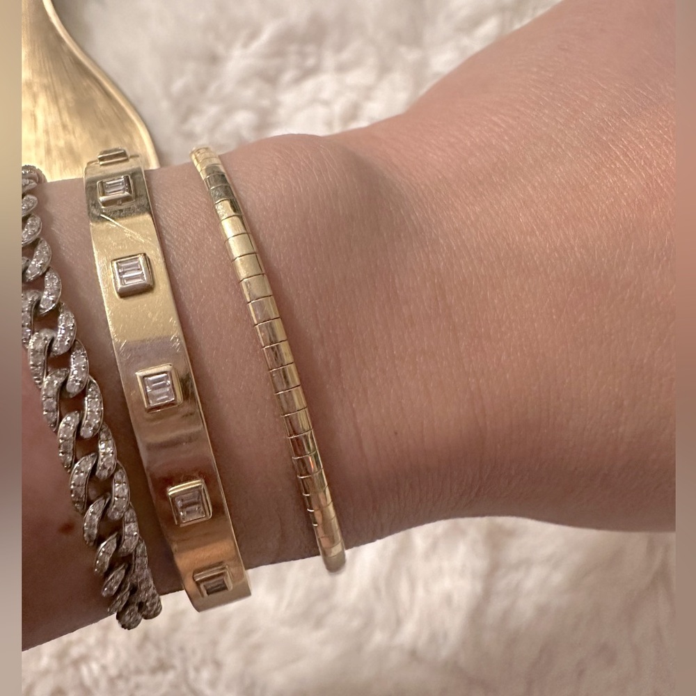 14k omega chain bracelet
